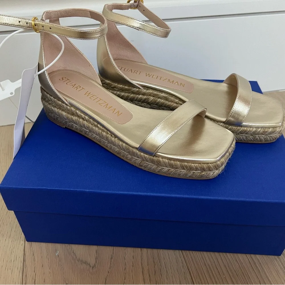 Stuart Weitzman brand new